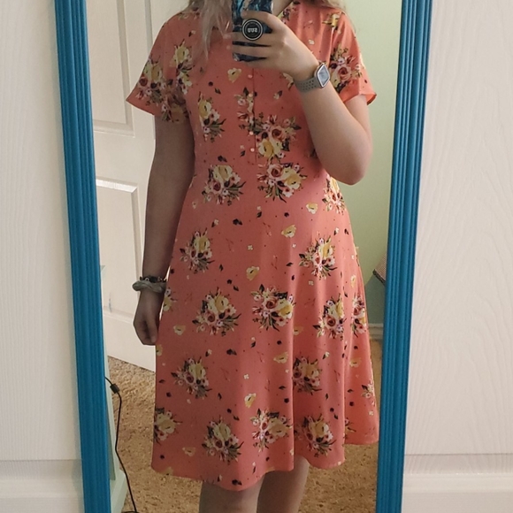 SweetSalt Clothing Dresses & Skirts - Peachy Floral A-line midi/knee length dress